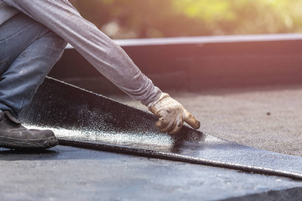 Professional Vapor Barrier Installation technician working in Ronkonkoma, NY